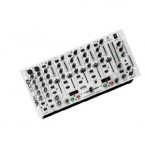 Behringer  VMX1000 數字調音臺